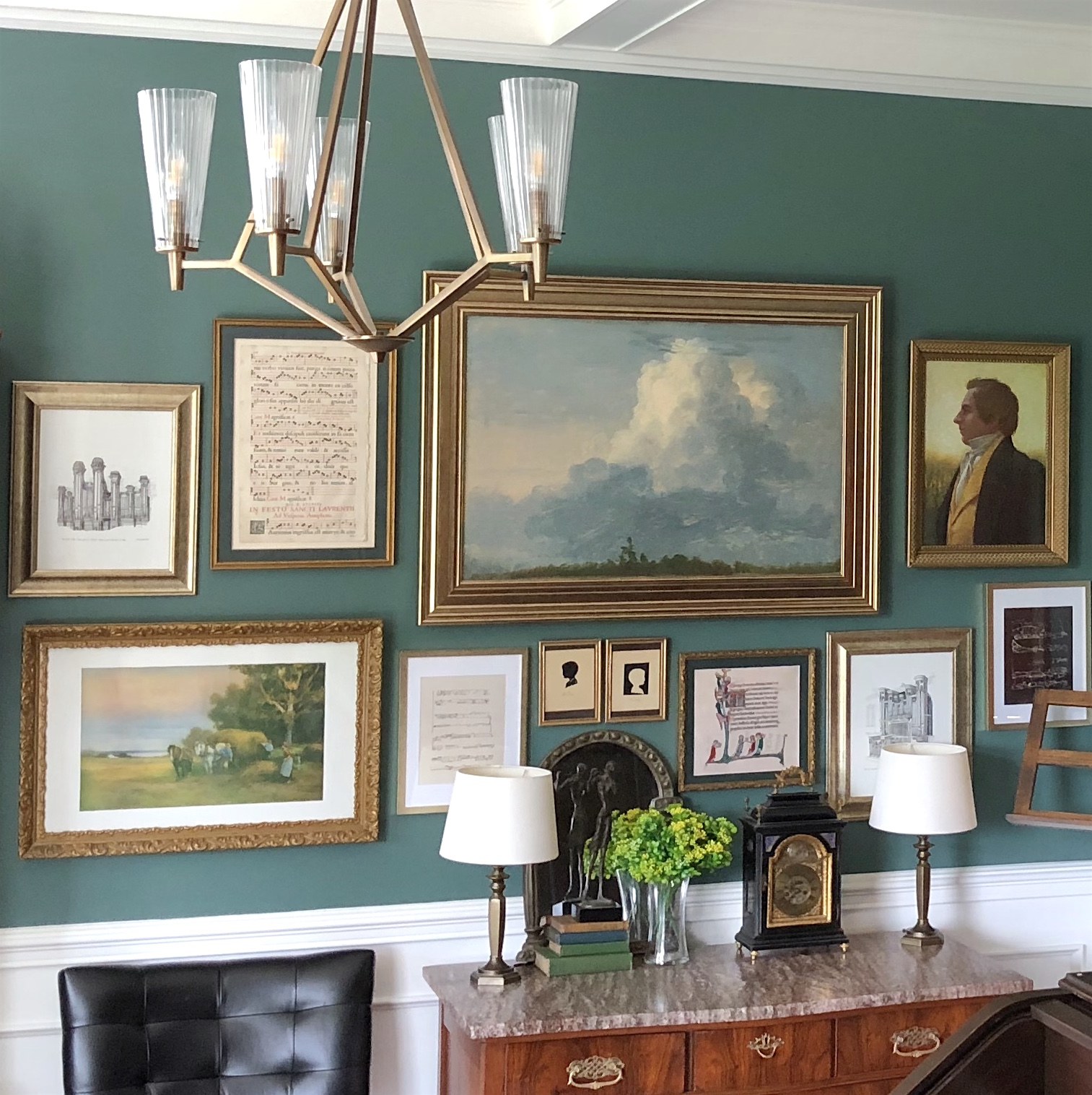 decorating on a shoestring budget - fabulous art gallery wall - art wall