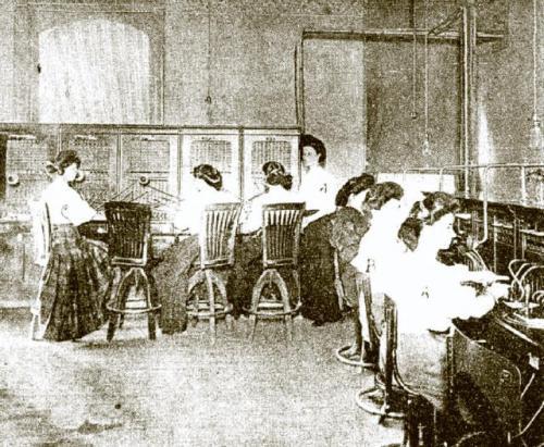 contact interior designer laurel bern