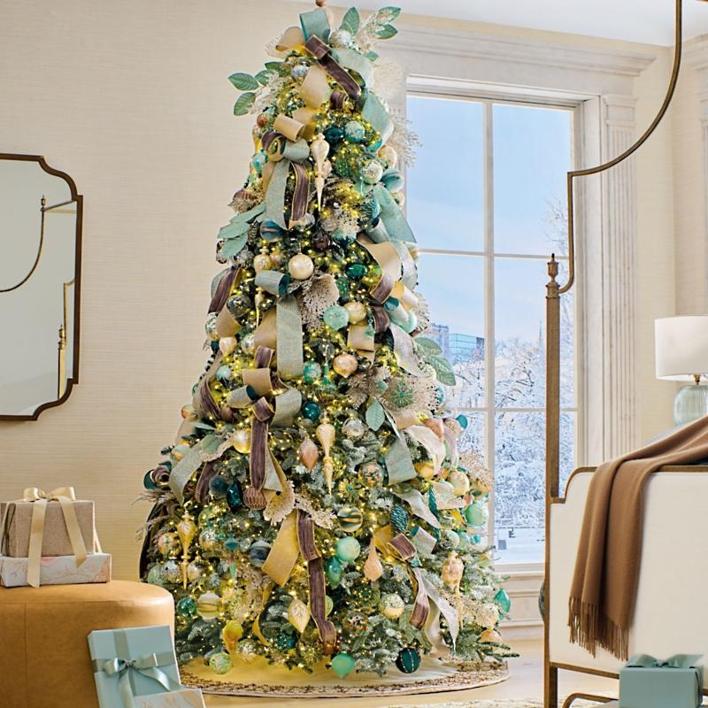 Frontgate Celadon tree - with ornaments!