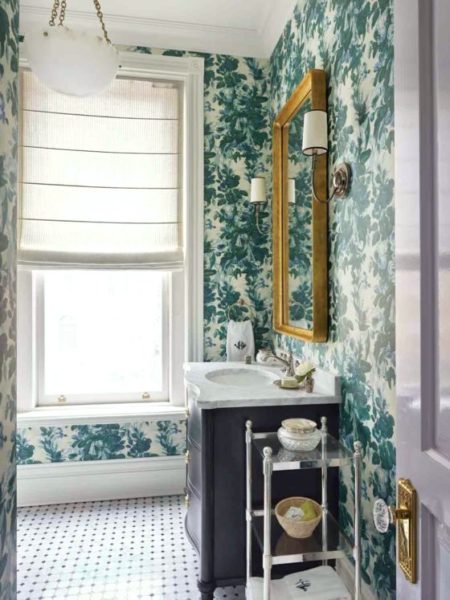 Jasper Wallpaper Grace Cyan_ThorntonHolladay_GuestBath