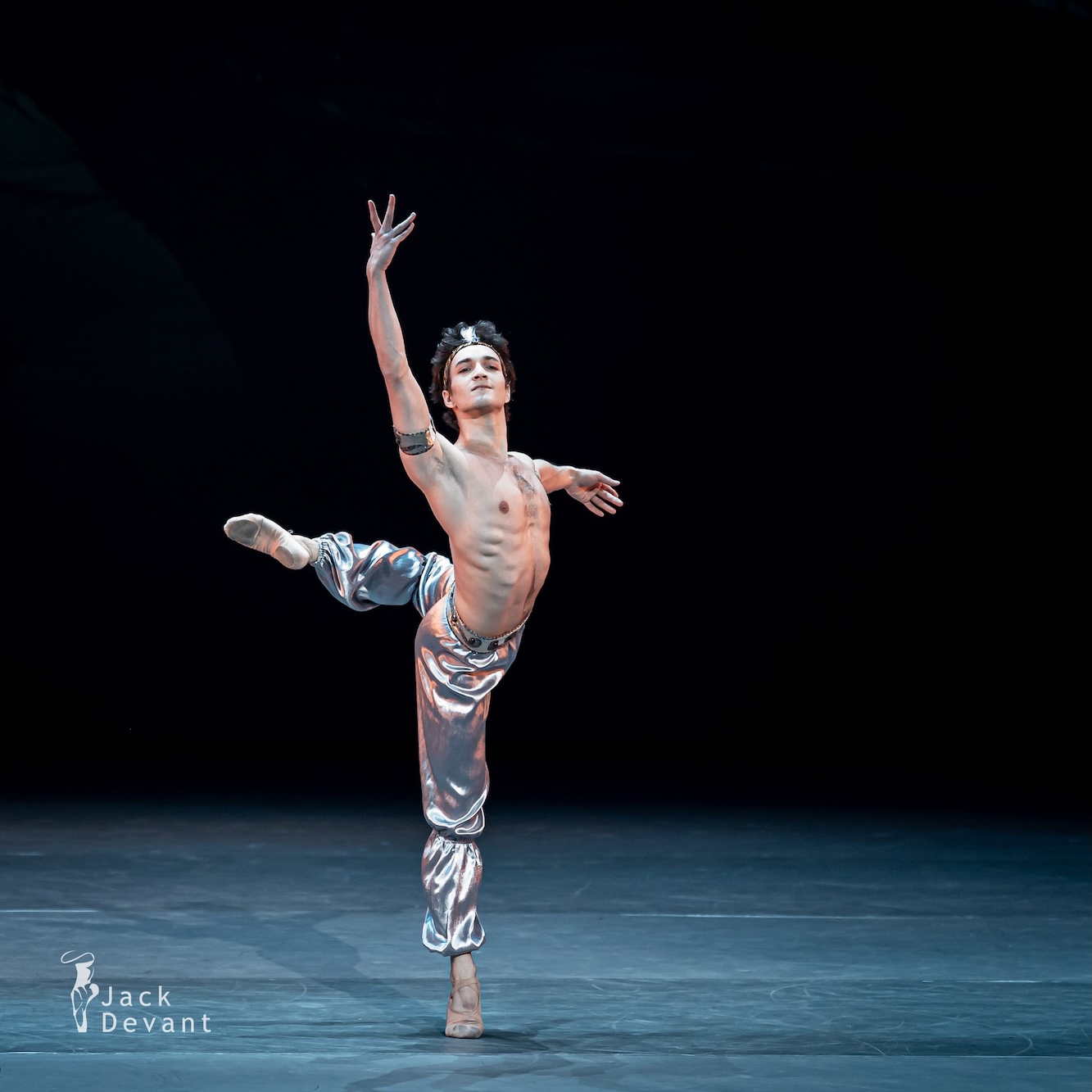 Shale Wagman in Le Corsaire photographed by Jack Devant