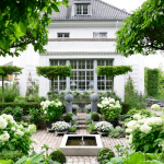 The Most Exquisite Gardens and Landscaping Ever!