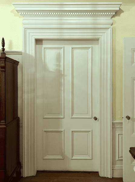 Georgian Box crown moulding pediment - Federal style architecture - Prescott House