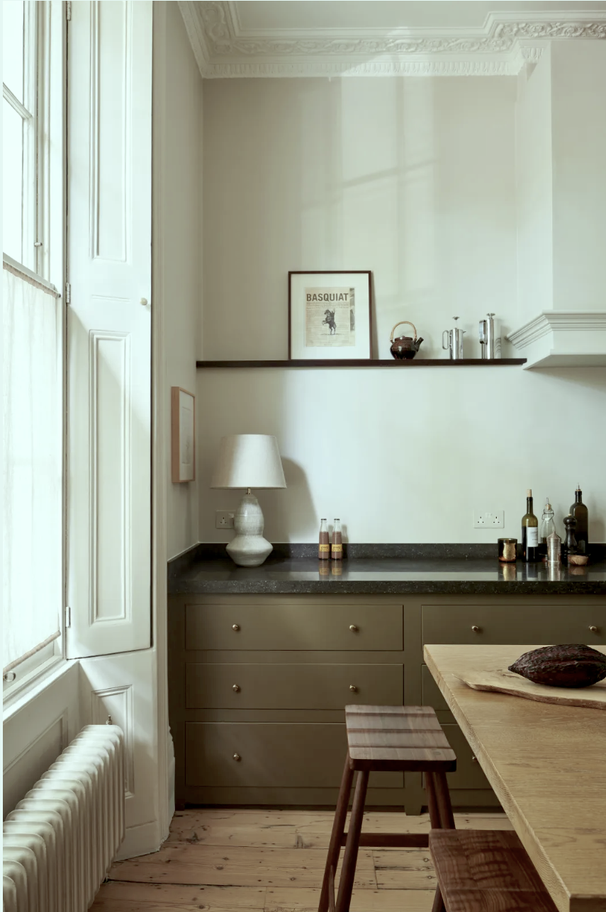 Regents Park Kitchen deVOL cabinet color similar to Benjamin Moore Crownsville Gray hc-106