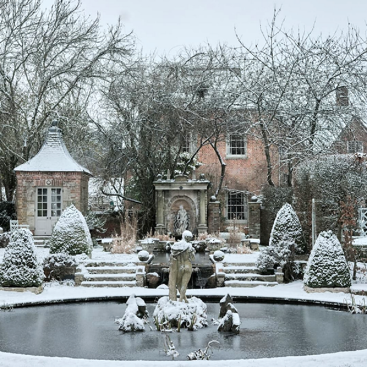 @rupert.dixon on pinterest Nature's gray trend